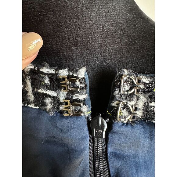 AUTHENTIC CHANEL 17A BLUE GREEN WHITE MULTICOLOR TWEED SUEDE LEATHER DRESS 38 - Picture 11 of 16